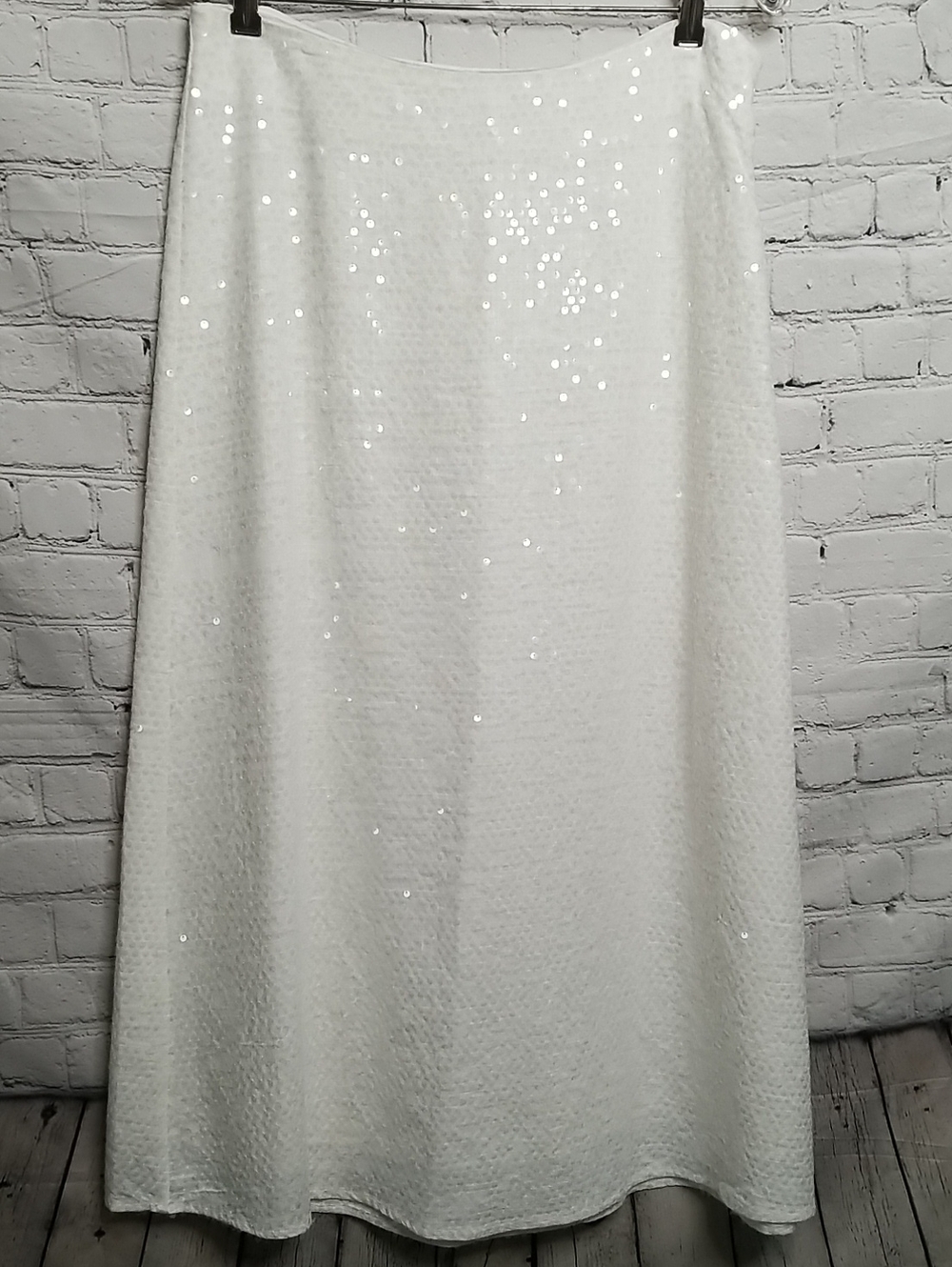 LOFT White Ankle Length Skirt Size 8 Sequins Lined EUC